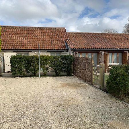 Romantic Little House Near Bath Роуд Экстерьер фото